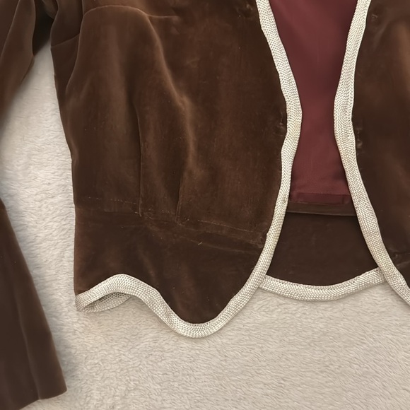 Vintage Cropped Vevleteen Blazer - Picture 3 of 9